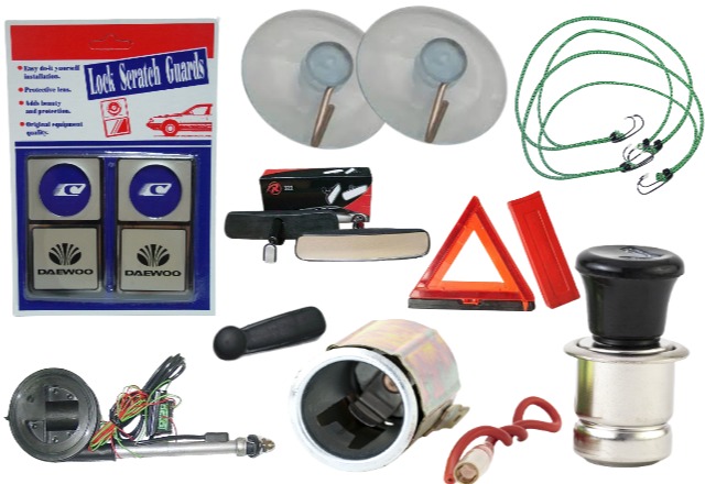 Accesorios: Antenas - Espejos - Emblemas - Encendedor - Manillas - Otros